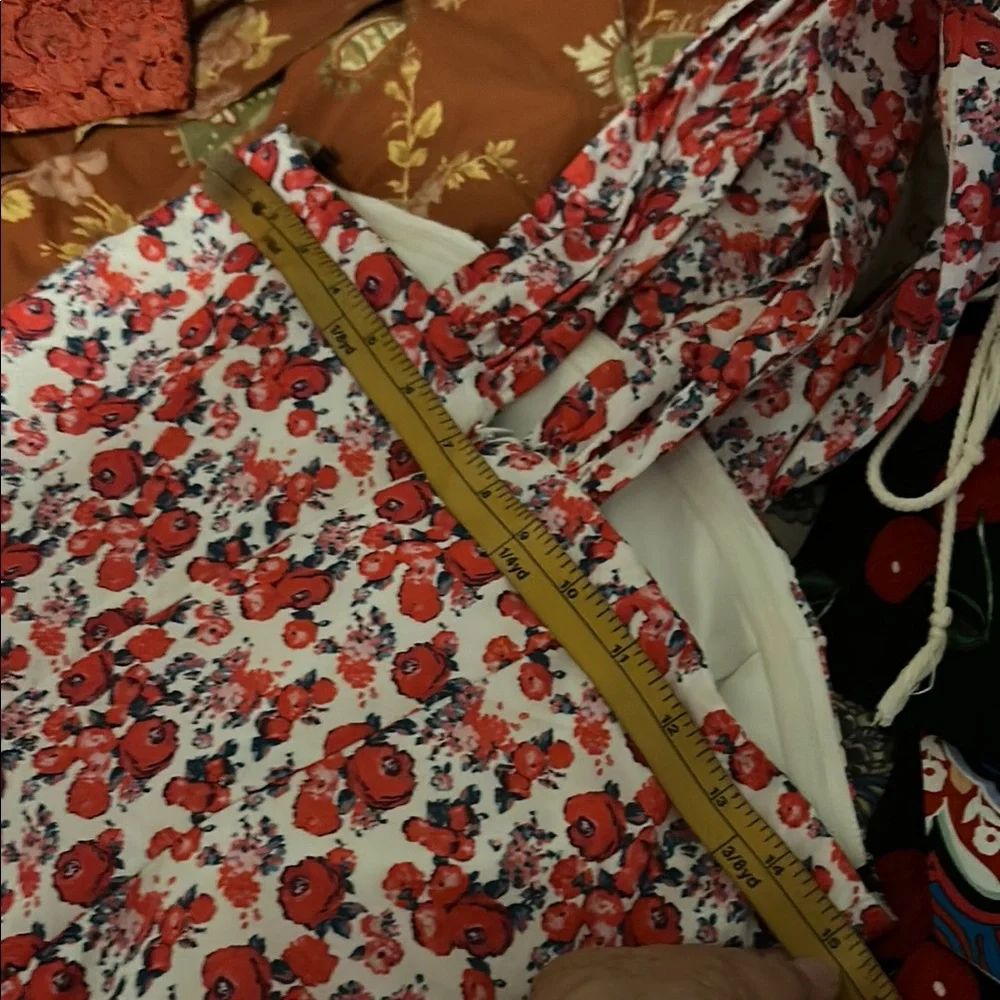 Red and White Halter Midi Sundress for Cocktail Events - Picture 10 of 12